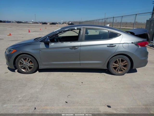5NPD84LF7JH297659 Hyundai ELANTRA SEL