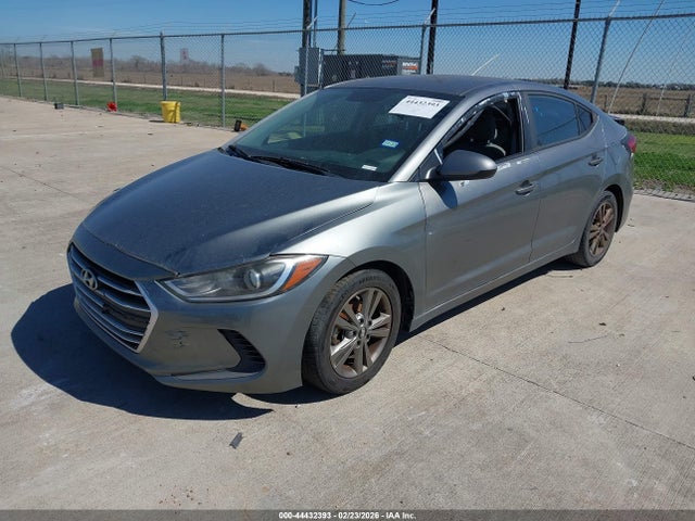 5NPD84LF7JH297659 Hyundai ELANTRA SEL