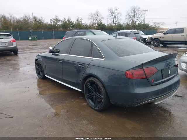 2011 AUDI S4 WAUKGBFL4BA012583 Photo 2