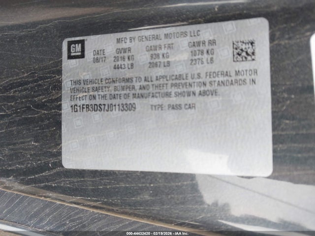 2018 CHEVROLET CAMARO 1G1FB3DS7J0113309 Photo 8