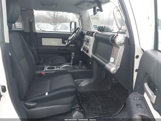 2012 TOYOTA FJ CRUISER JTEBU4BF0CK126773 Photo 4
