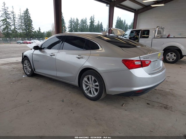 1G1ZD5STXJF153900 Chevrolet MALIBU LT