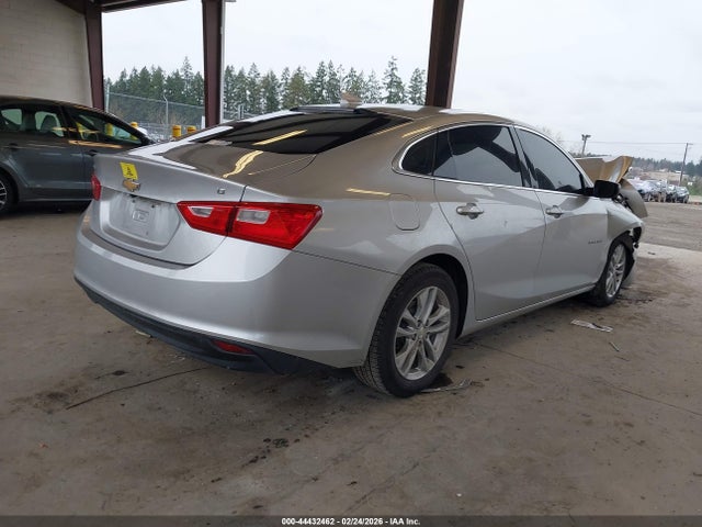 1G1ZD5STXJF153900 Chevrolet MALIBU LT