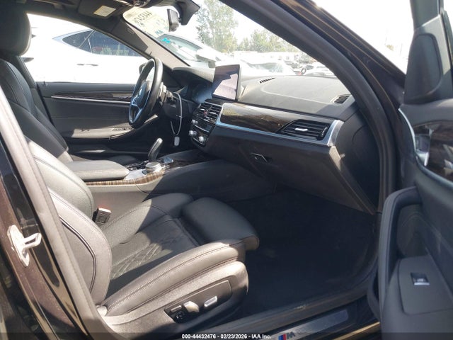 2021 BMW 530I WBA53BH01MWX03491 Photo 4