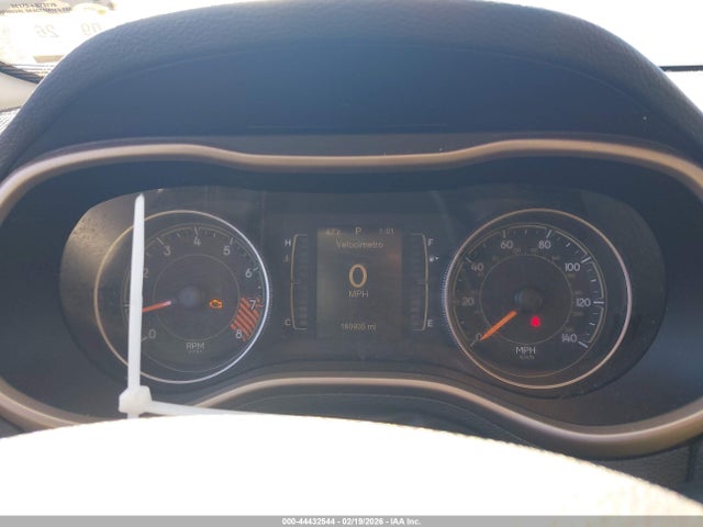 1C4PJMCS1FW590943 Jeep Cherokee Latitude