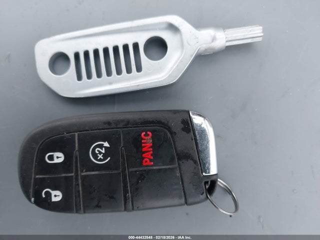 2016 JEEP RENEGADE ZACCJBBT9GPD80506 Photo 10