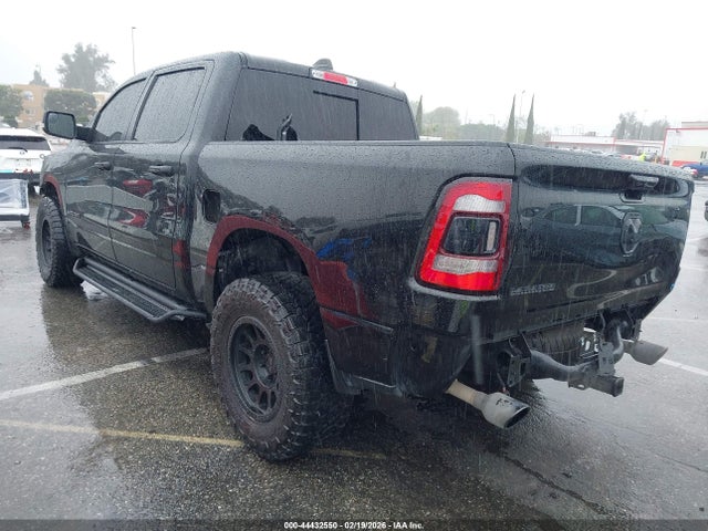 1C6RREJTXRN187015 RAM 1500 Laramie 4x2 5&#039;7 Box
