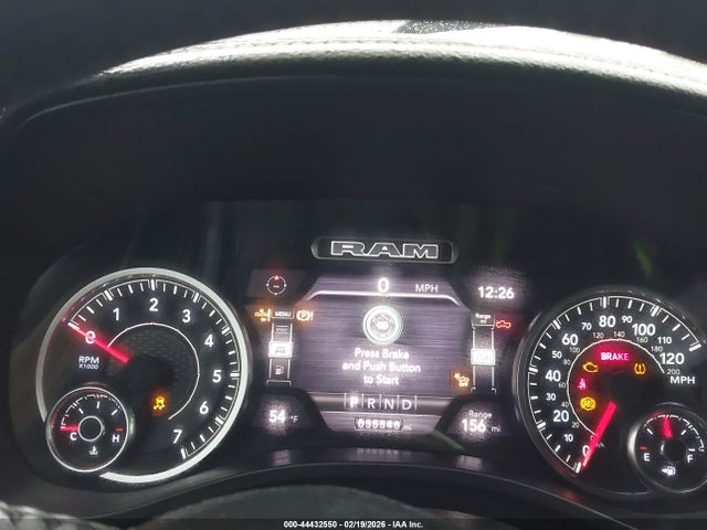 1C6RREJTXRN187015 RAM 1500 Laramie 4x2 5&#039;7 Box