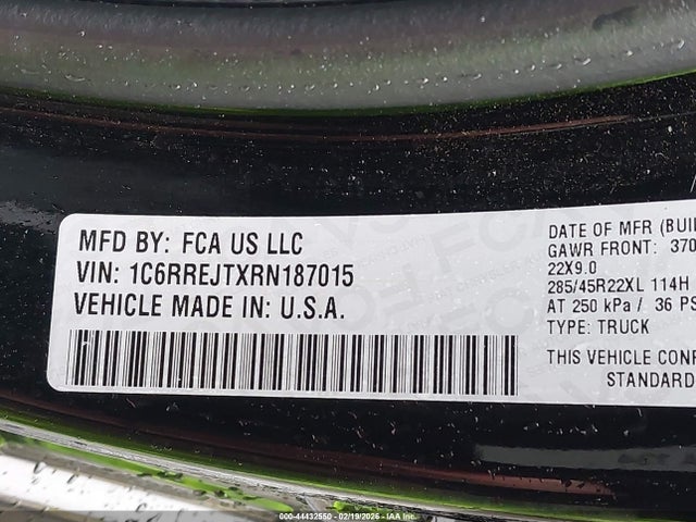 1C6RREJTXRN187015 RAM 1500 Laramie 4x2 5&#039;7 Box