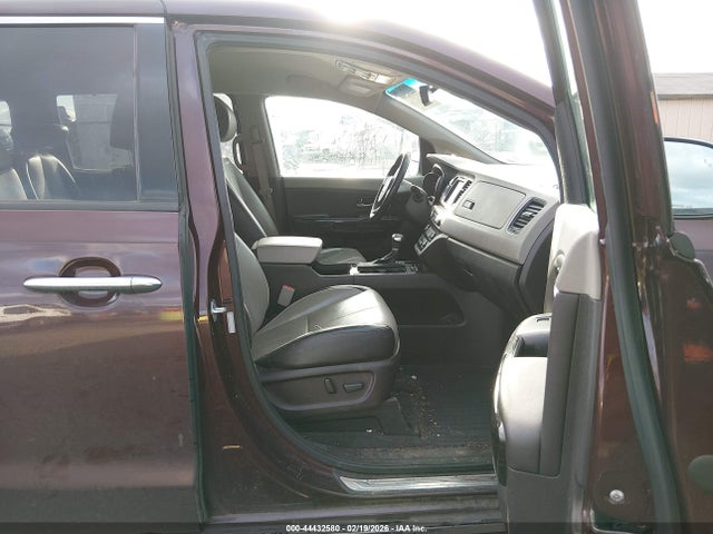 KNDME5C17H6271960 KIA Sedona Sx Luxury