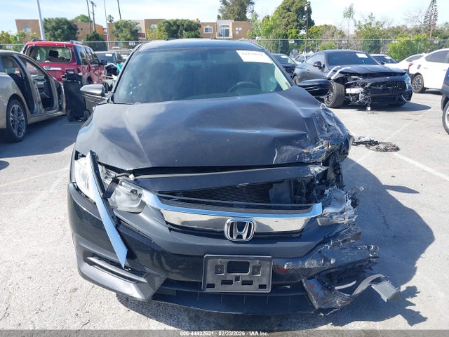 Honda Civic Lx 2018 2HGFC2F53JH508624 Image 12