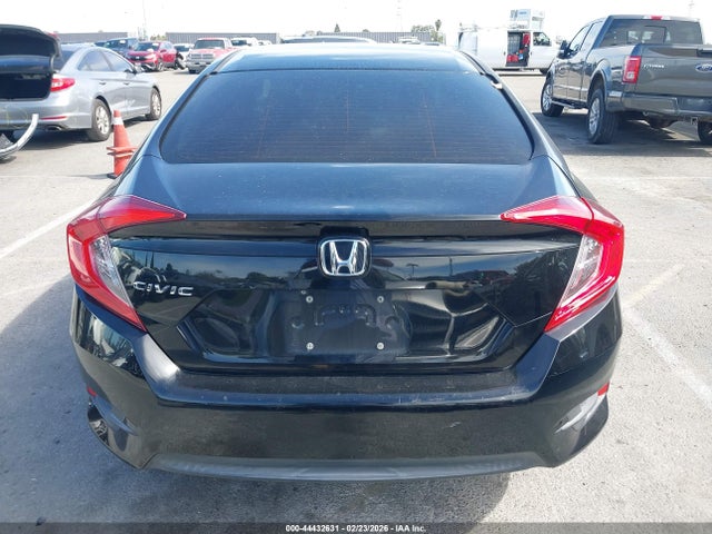 Honda Civic Lx 2018 2HGFC2F53JH508624 Image 16