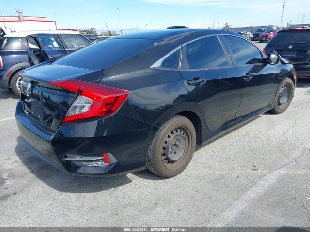 Honda Civic Lx 2018 2HGFC2F53JH508624 Image 4