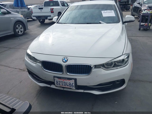 WBA8E1C57JA180314 BMW 330e Iperformance
