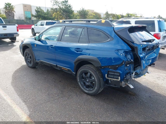 4S4BTGUD1S3327834 Subaru Outback Wilderness