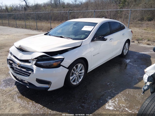 1G1ZE5ST6HF108864 Chevrolet MALIBU 1LT