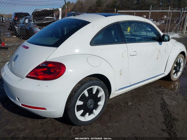 2012 Volkswagen Beetle 2.5l მანქანა იყიდება აუქციონზე, vin: 3VWJP7AT3CM656189, აუქციონის ნომერი: 44432674