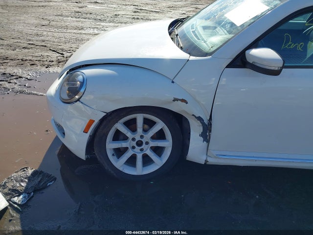 2012 Volkswagen Beetle 2.5l მანქანა იყიდება აუქციონზე, vin: 3VWJP7AT3CM656189, აუქციონის ნომერი: 44432674