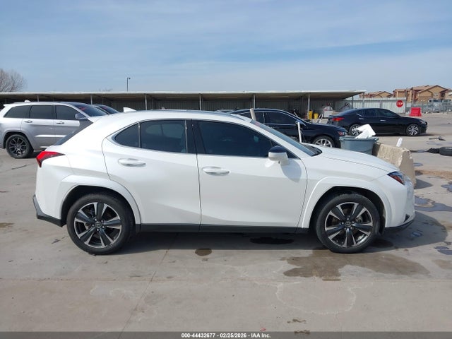 2022 Lexus Ux 200 მანქანა იყიდება აუქციონზე, vin: JTHP3JBH3N2055230, აუქციონის ნომერი: 44432677