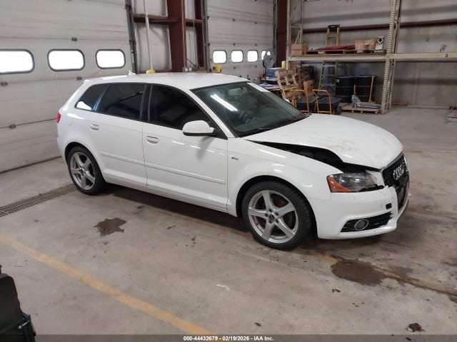 2013 AUDI A3 WAUKJAFM1DA032748