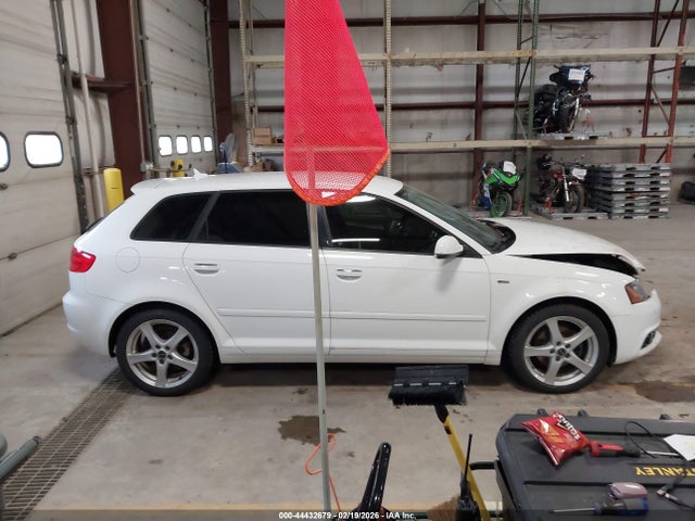 Aukcja sprzedaży 2013 Audi A3 2.0 Tdi Premium, vin: WAUKJAFM1DA032748, numer aukcji: 44432679