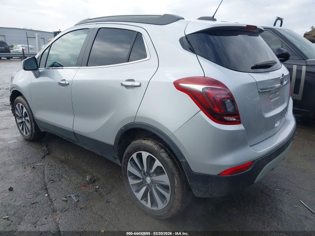 2022 BUICK ENCORE KL4CJESM4NB567289 Photo 2