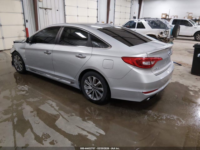 Hyundai Sonata Sport 2017 5NPE34AF1HH470446 Image 3