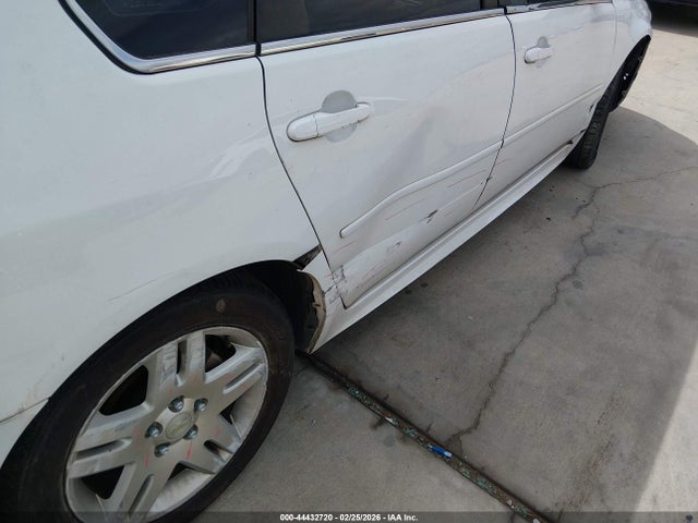 2G1WB5E38F1131624 Chevrolet Impala Limited Lt
