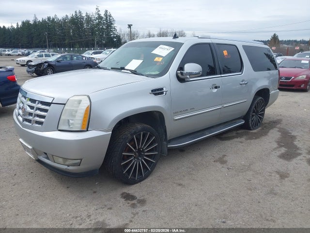 2010 CADILLAC ESCALADE ESV 1GYUKHEF7AR137502 Photo 1