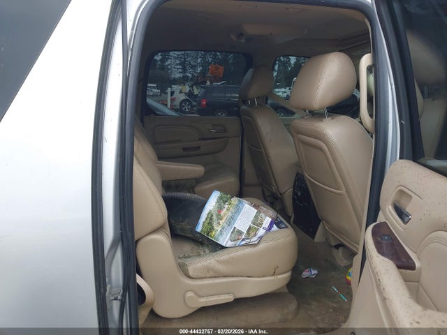 2010 CADILLAC ESCALADE ESV 1GYUKHEF7AR137502 Photo 7