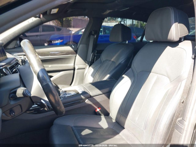Продаж на аукціоні авто 2021 Bmw 740i, vin: WBA7T2C00MCF54348, номер лоту: 44432775
