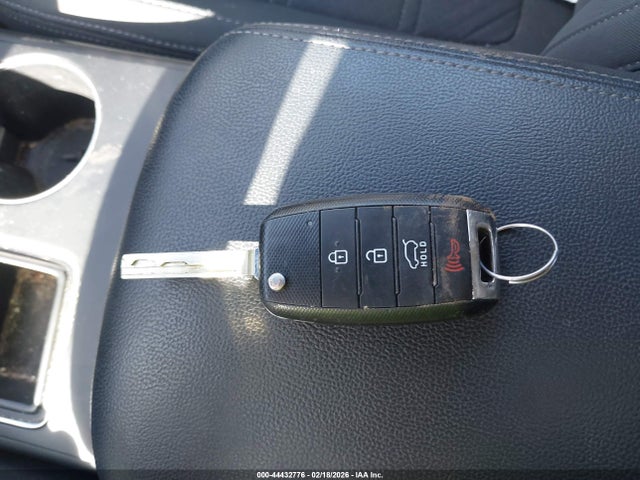 2018 KIA SORENTO 5XYPGDA36JG408637 Photo 10