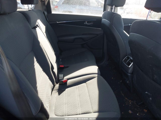 2018 KIA SORENTO 5XYPGDA36JG408637 Photo 7