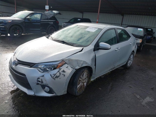 Toyota Corolla Le Plus 2015 5YFBURHE2FP200216 Image 2