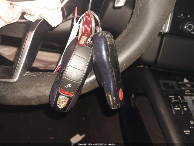 2018 PORSCHE MACAN WP1AA2A55JLB10743 Photo 10