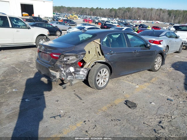 2019 Toyota Camry Le მანქანა იყიდება აუქციონზე, vin: 4T1B11HK7KU167089, აუქციონის ნომერი: 44432865