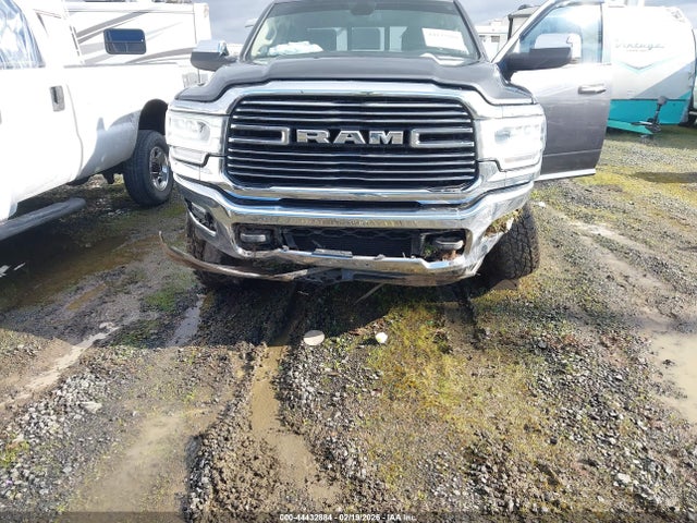 3C63RRJL6KG703348 RAM 3500 Laramie 4x4 8&#039; Box