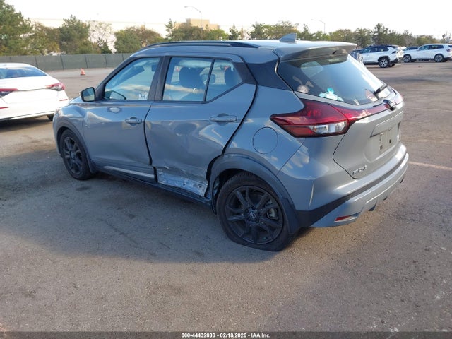 3N1CP5DV4NL518783 Nissan Kicks Sr Xtronic Cvt