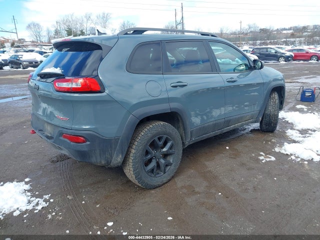 1C4PJMBB2FW681981 Jeep Cherokee Trailhawk