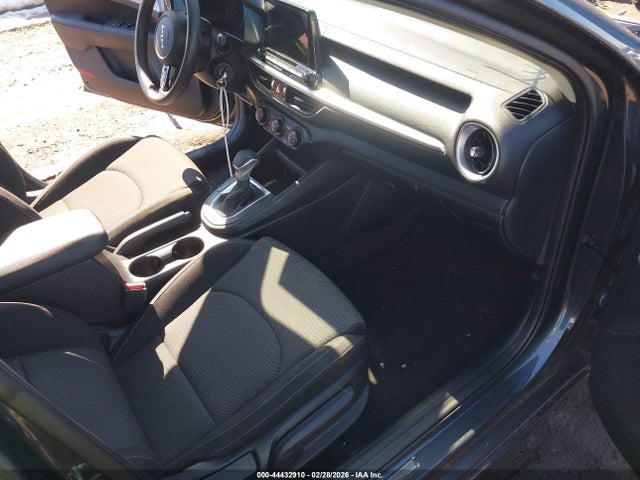 Aukcja sprzedaży 2024 Kia Forte Lxs, vin: 3KPF24AD8RE820716, numer aukcji: 44432910