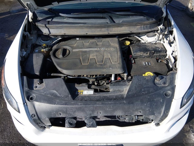 44432915 :رقم المزاد ، 1C4PJMDS3FW646301 vin ، 2015 Jeep Cherokee Limited مزاد بيع