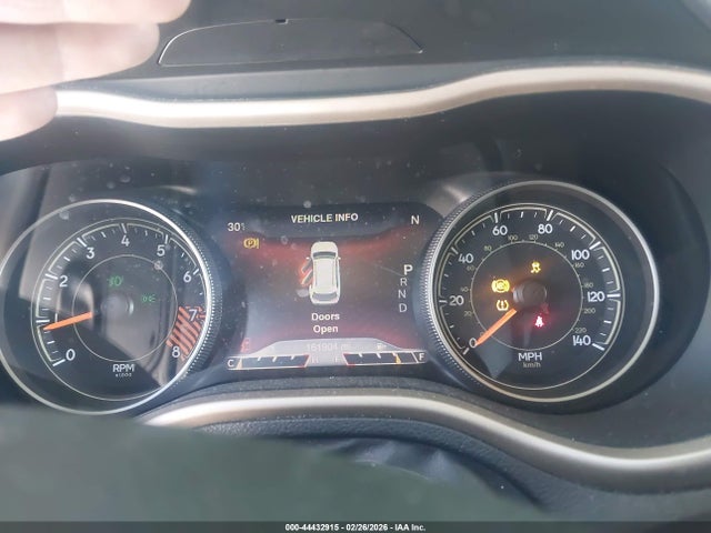 44432915 :رقم المزاد ، 1C4PJMDS3FW646301 vin ، 2015 Jeep Cherokee Limited مزاد بيع
