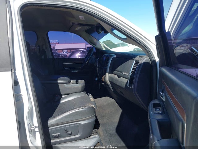 44432918 :رقم المزاد ، 3C6UR5KL0EG328069 vin ، 2014 Ram 2500 Laramie مزاد بيع