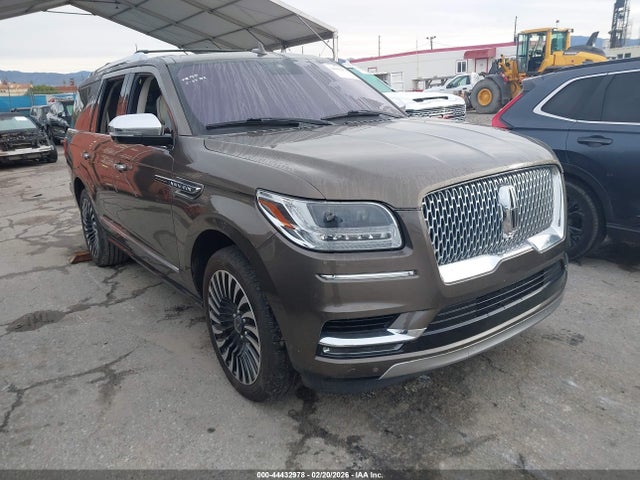 2018 LINCOLN NAVIGATOR 5LMJJ2TT0JEL10049