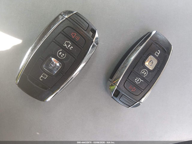 2018 LINCOLN NAVIGATOR 5LMJJ2TT0JEL10049 Photo 10