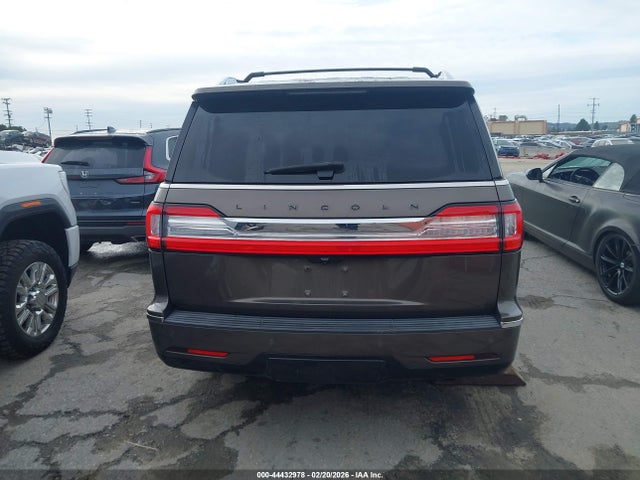 5LMJJ2TT0JEL10049 Lincoln Navigator Black Label