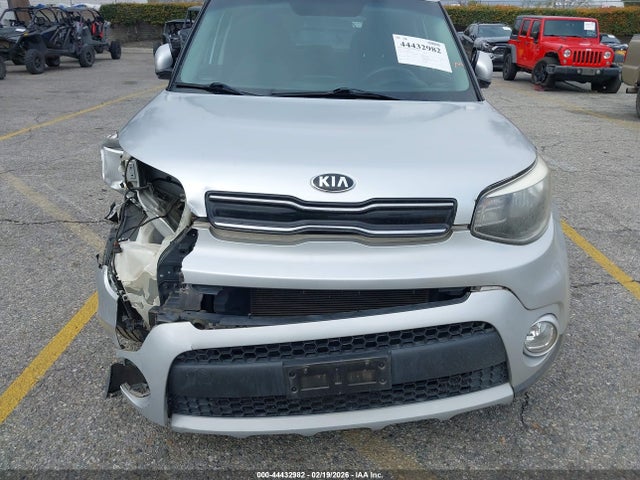 KIA SOUL + 2019 KNDJP3A54K7667238 Image 17
