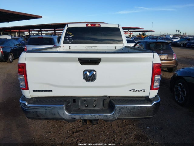 3C6UR5DL4RG340213 RAM 2500 Big Horn 4x4 6&#039;4 Box