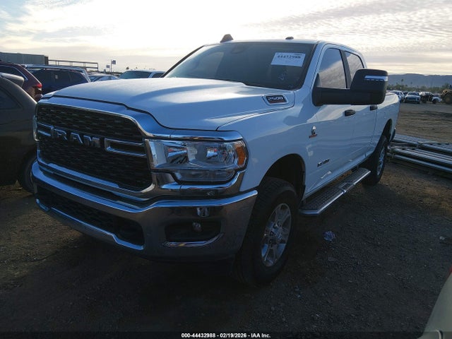 3C6UR5DL4RG340213 RAM 2500 Big Horn 4x4 6&#039;4 Box