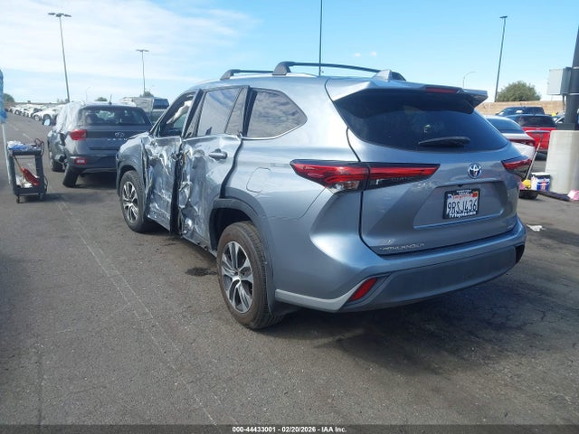 5TDHARAHXMS008862 Toyota Highlander Hybrid Xle